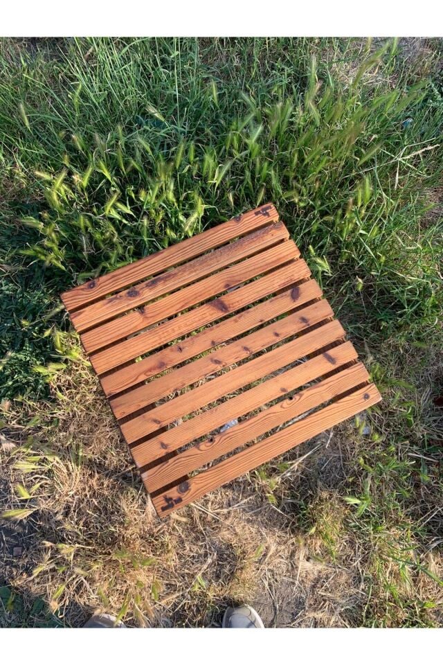 Kamptek Ahşap Atölyesinden Ahşap Lüx Konik Ayaklı Kamp Doğa Masası Dayanıklı 45*45 cm