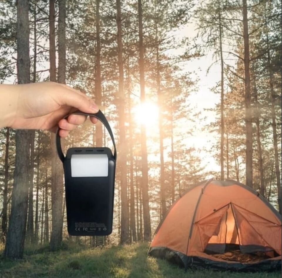 Ultra Dayanıklı Uzun Ömürlü Poerbank Hızlı Şarj Destekli 22.5W 60000 Mah Powerbank Kamp Karavan Çadır